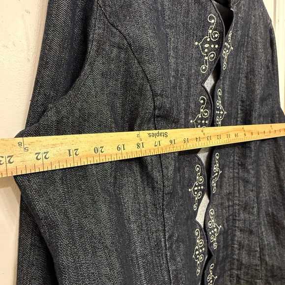 Chico’s Additions Scalloped Embroidered Denim Jacket Sz 3 (XL) - Picture 8 of 8